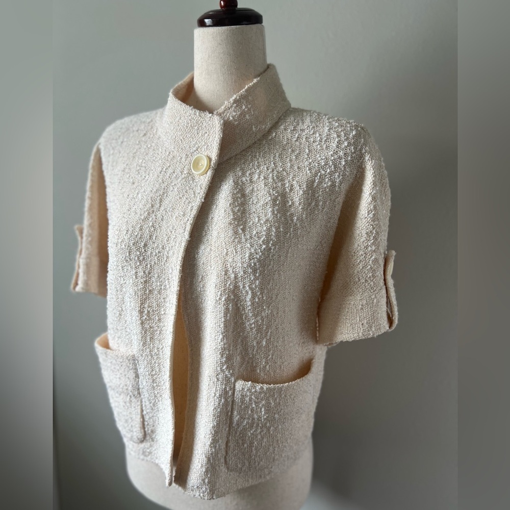 St John cropped short sleeve blazer